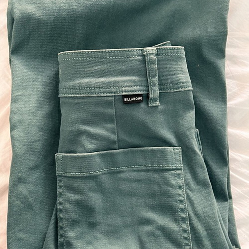 Billabong high-waisted pants size S like new, green