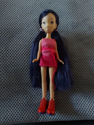 W.i.t.c.h Mini Doll Hay Lin like new