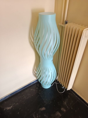 Lamp like new, height 1.25m