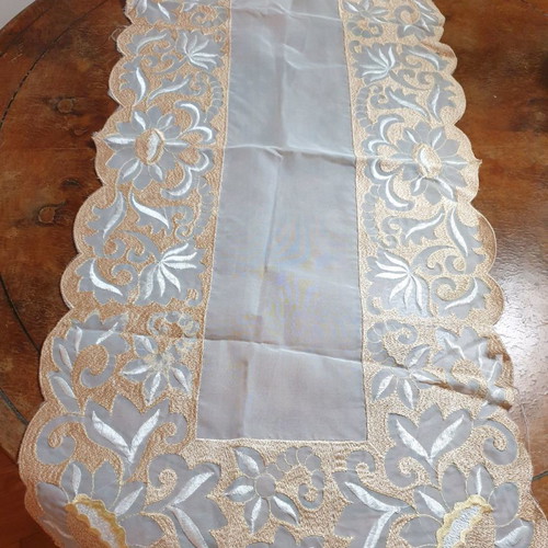 Table linen and square new with silk threads on organza