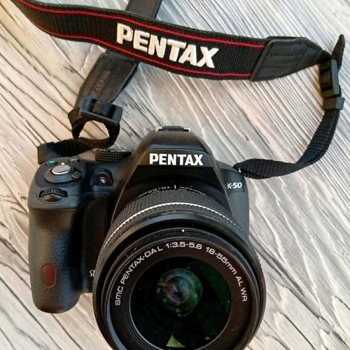 Pentax K-50 digital camera with Pentax 18-55mm zoom lens like new