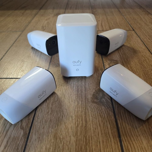 Eufy Security set with 4 wireless cameras and HomeBase used