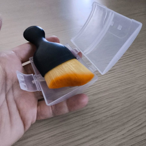 Makeup brush new