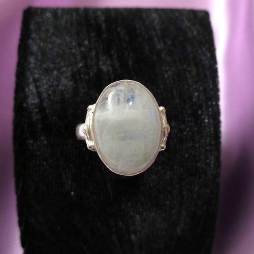 White Opal ring in 925 silver new