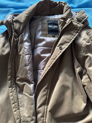 Parka like new, beige, size L for 2-year-old boy
