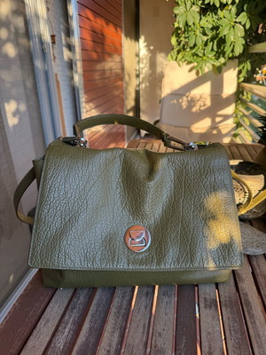 Coccinelle Liya crossbody bag olive leather like new