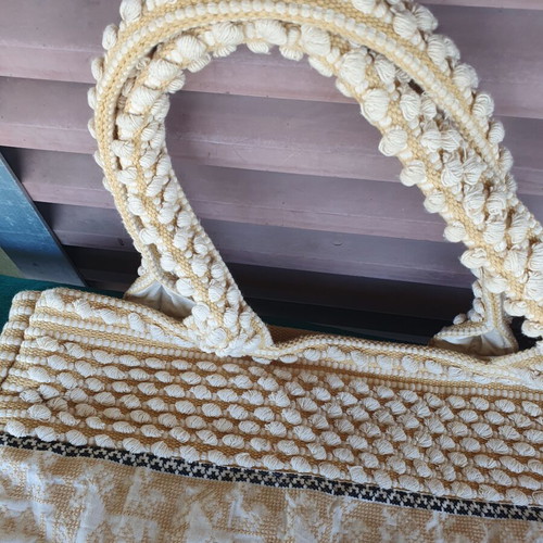 Beach bag used, shoulder type, white and beige