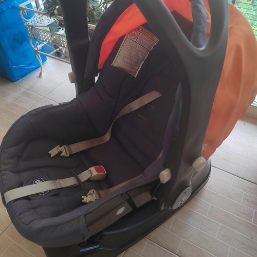 Chicco 3-in-1 stroller used with accessories