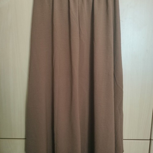 Skirt with elastic waist like new, size L, brown