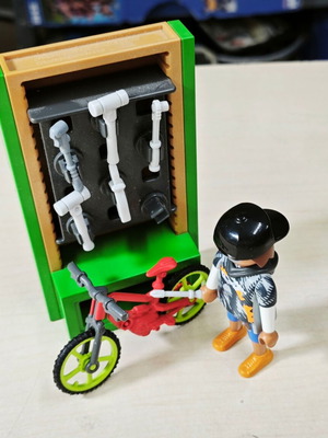 Playmobil City Life Bicycle Repair Shop like new
