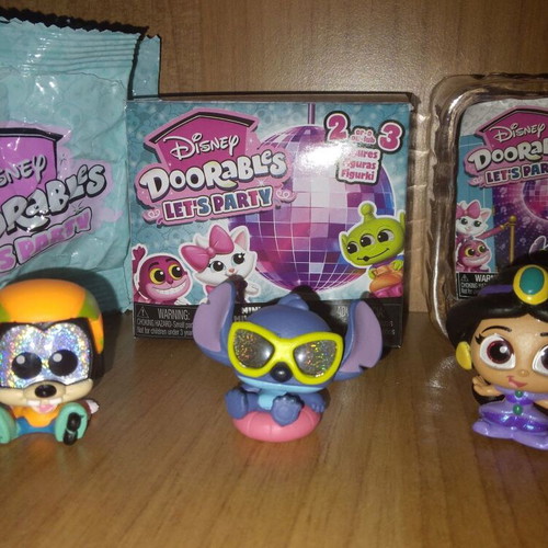 Disney Doorables Let's Party blind box new with Goofy, Stitch & Jasmine