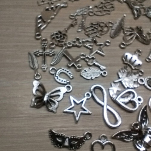 Charms new, set of 50 metal brass alloy designs for DIY bracelets