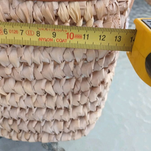 Straw city handbag like new, beige and brown