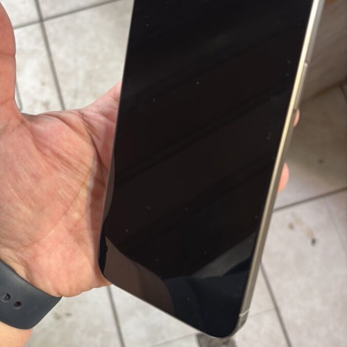 Screen for iPhone 15 Pro Max original like new with scratches