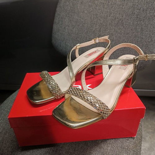Nak leather platform sandals new, size 41, gold