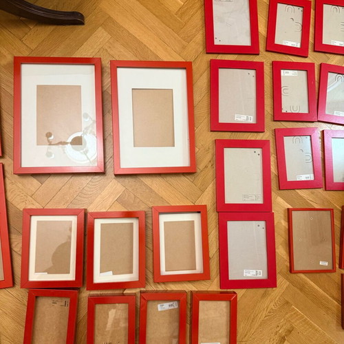 Wall frame set used, 30 pieces, red shades