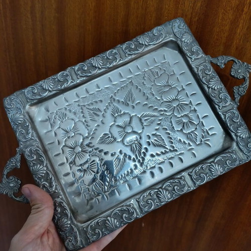 Vintage liqueur set of 6 with embossed tray