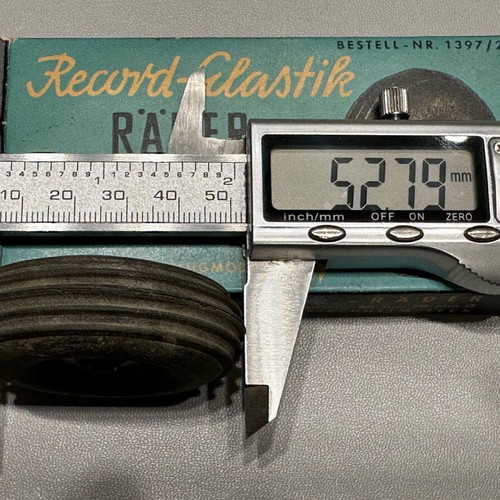 Vintage Record - Elastic model aircraft tires used, Graupner 1960s
