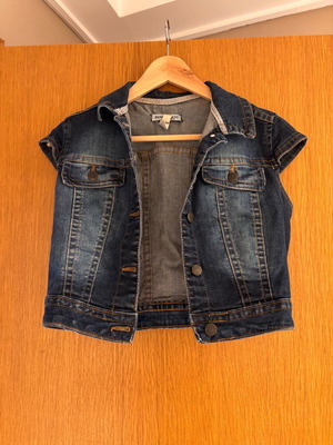 Mango denim short jacket like new, blue