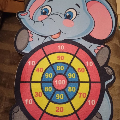 Felt hanging target like new