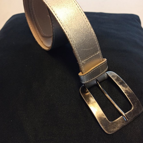 Azade silver leather belt like new