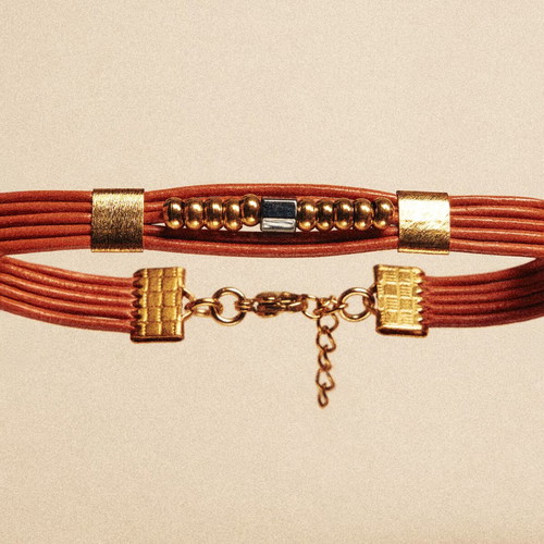 Leather bracelet new with gold elements and anthracite hematite