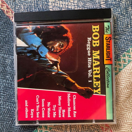Bob Marley CD like new, reggae hits