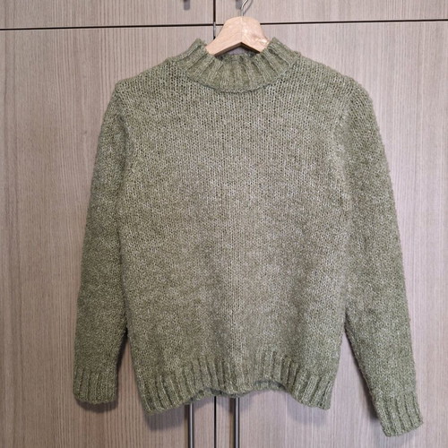 Knitted sweater with light turtleneck green new, size S