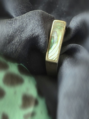 Сребърен пръстен с морски седеф използван, 3гр, 18мм