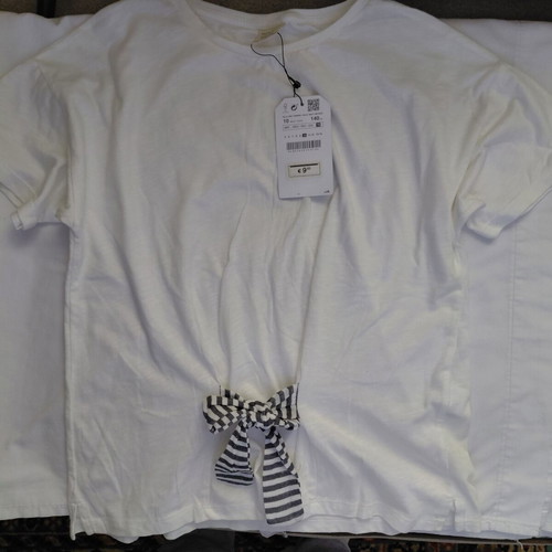 Zara T-shirt new, white with adjustable black and white bow, size 10 years
