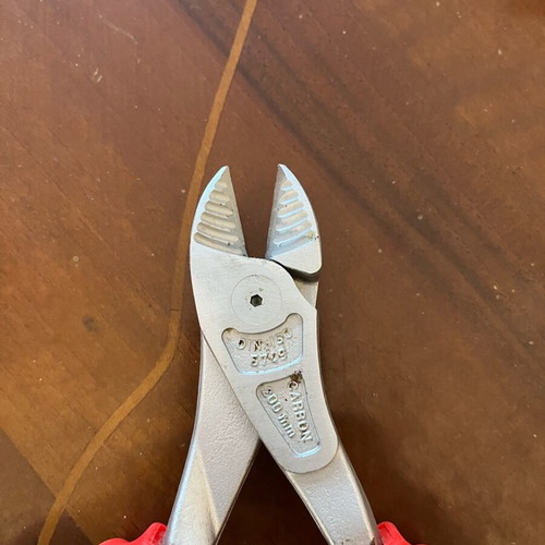 NWS Electric Wire Cutter with Protection, Like New, Size 200