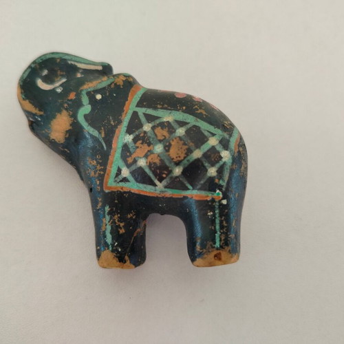 Ceramic decorative small elephant used with wear