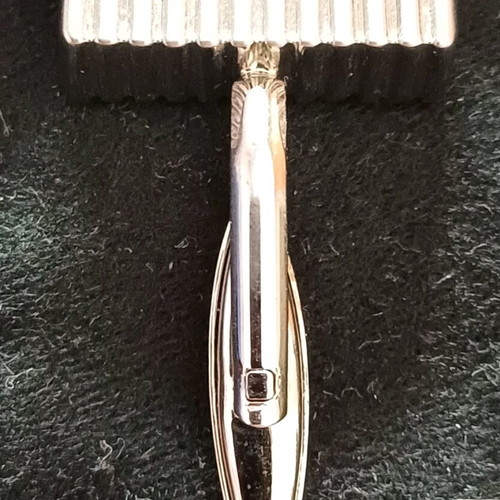 Cufflinks like new, modern, silver color