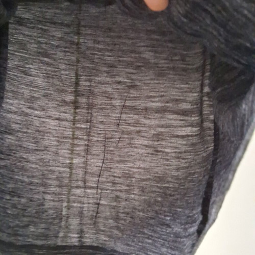 Short-sleeve t-shirt like new, size L, black and white