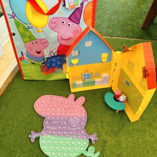 Peppa Pig set used with fidget, figures, bag and playhouse