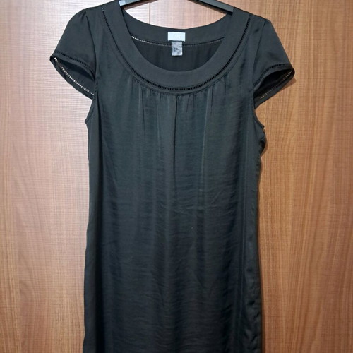 H&M short black satin dress like new, size S