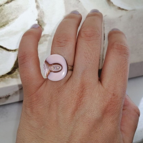 Ring pink button like new with original design
