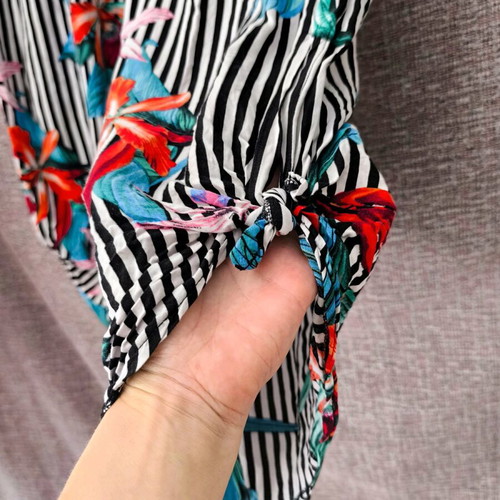 Capri beach pants Anel like new, multicolor, size medium