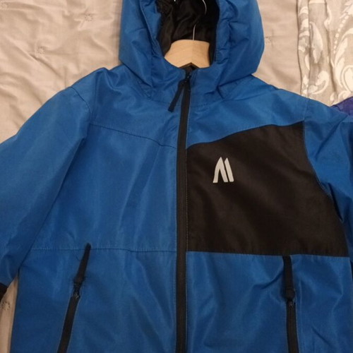 Children's ski jackets like new, set of two pieces
