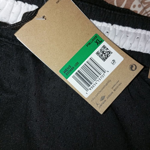 Jordan shorts Dri Fit new, size XL, black and white