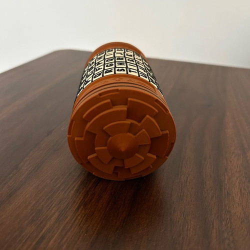 Cryptex plastic like new with 5-letter code