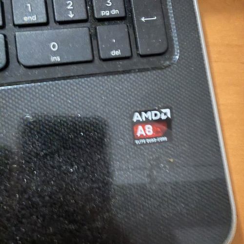 HP Pavilion 17-e laptop used, 17.3 inches
