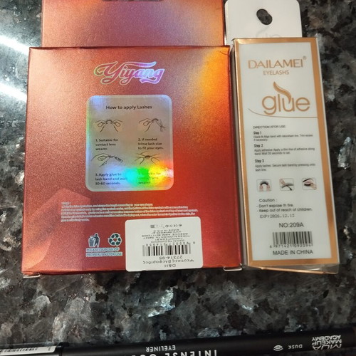 Eye Makeup Set like new with eyelashes, glue, brown pencil Mua, dip liner H&M