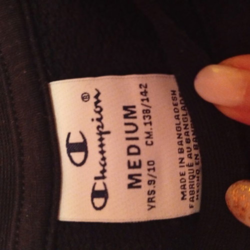 Champion fleece sweatshirt like new, size 140 cm, black