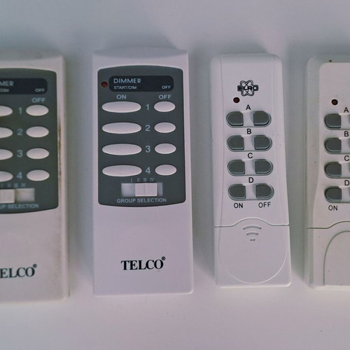 Telco remote-controlled plug set like new