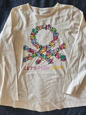 Benetton children's pajama top like new, size 10 years, white