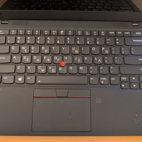 Lenovo ThinkPad X1 Gen 5 λάπτοπ με οθόνη που δεν λειτουργεί και 16GB RAM