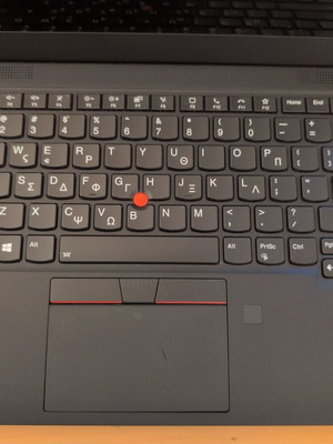 Lenovo ThinkPad X1 Gen 5 λάπτοπ με οθόνη που δεν λειτουργεί και 16GB RAM