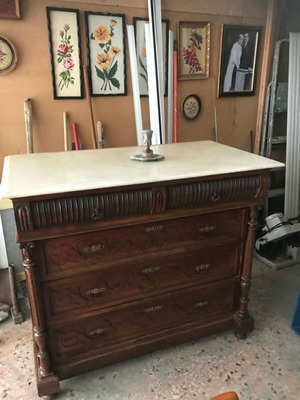 Vintage dresser like new with marble top 118x63 cm
