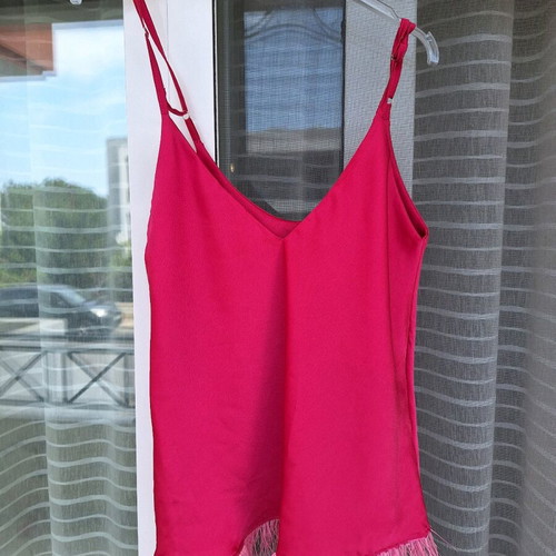 Satin fuchsia camisole like new with pink feathers